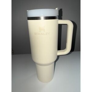 Stanley 40 oz. Quencher H2.0 FlowState Tumbler Cream‎ Ivory Colored No Straw.